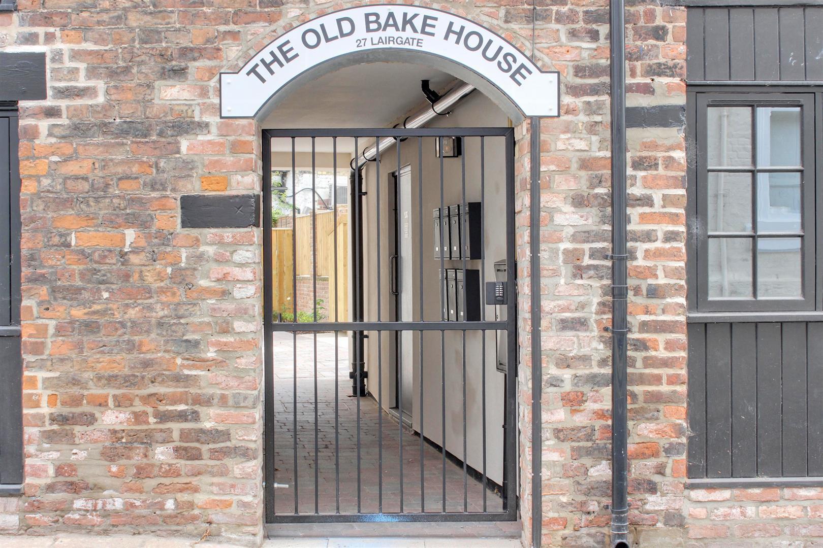 27 Lairgate, Beverley